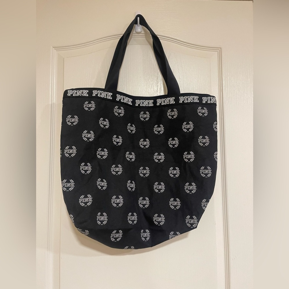 VS PINK black and white zip tote​​​​​​​